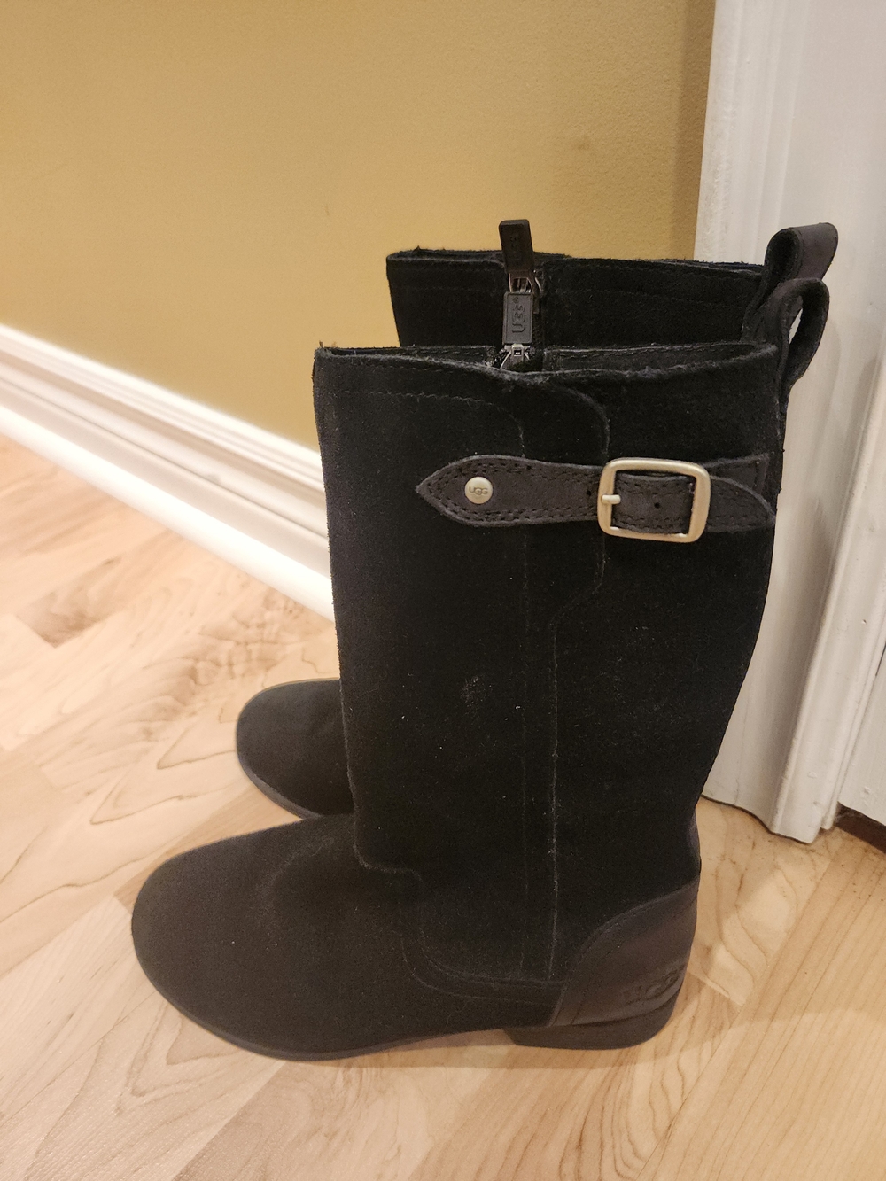 Kids Size 2,  UGG Black Suede Mid-Calf Boots with Side Buckle